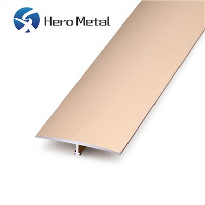 T mótun fyrir flísar